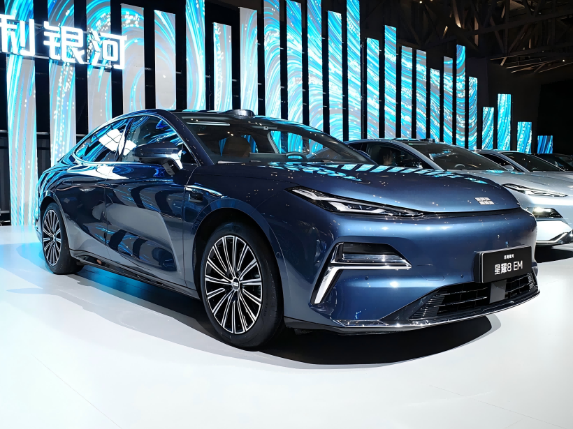Geely Galaxy Xingyao 8 EM, PHEV ขนาดใหญ่พร้อม EM-P Hybrid เปิดตัวพฤษภาคม