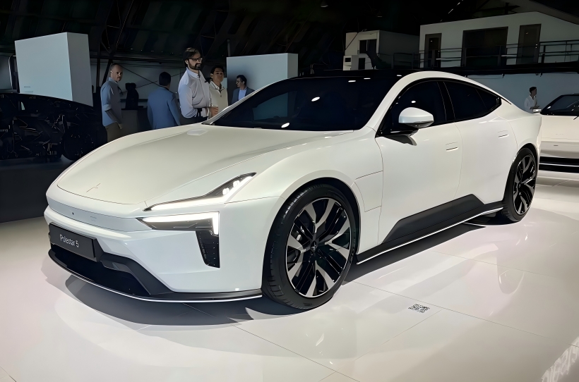 Polestar 5 ซึ่งมีกำลังสูงสุด 884 แรงม้า จะเปิดตัวอย่างเป็นทางการที่งาน Munich International Motor Show ในเดือนกันยายน